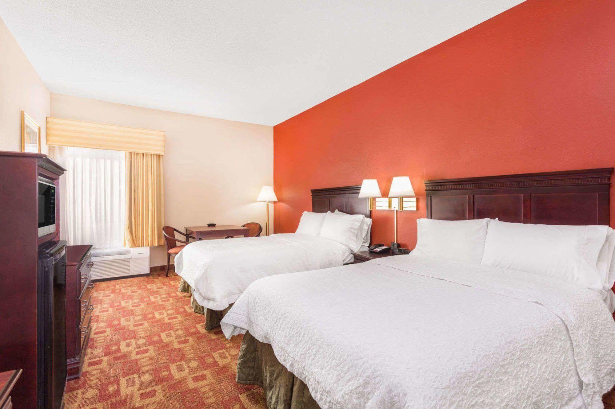 Rome Inn And Suites エクステリア 写真