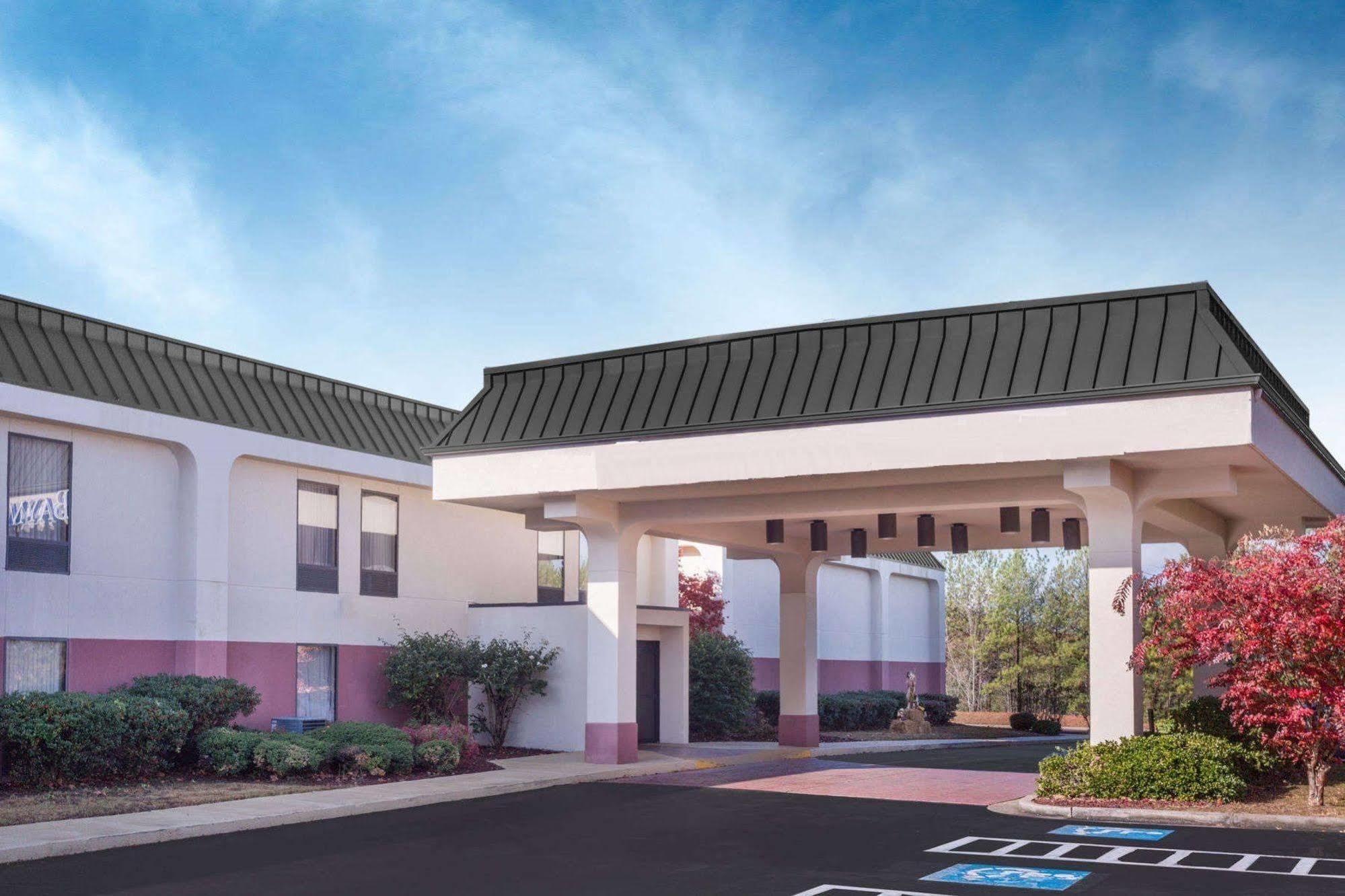 Rome Inn And Suites エクステリア 写真
